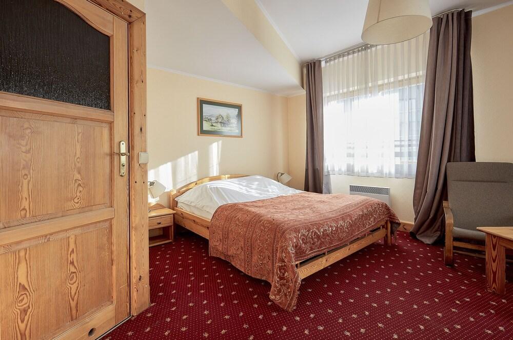Hotel Skalny ザコパネ エクステリア 写真